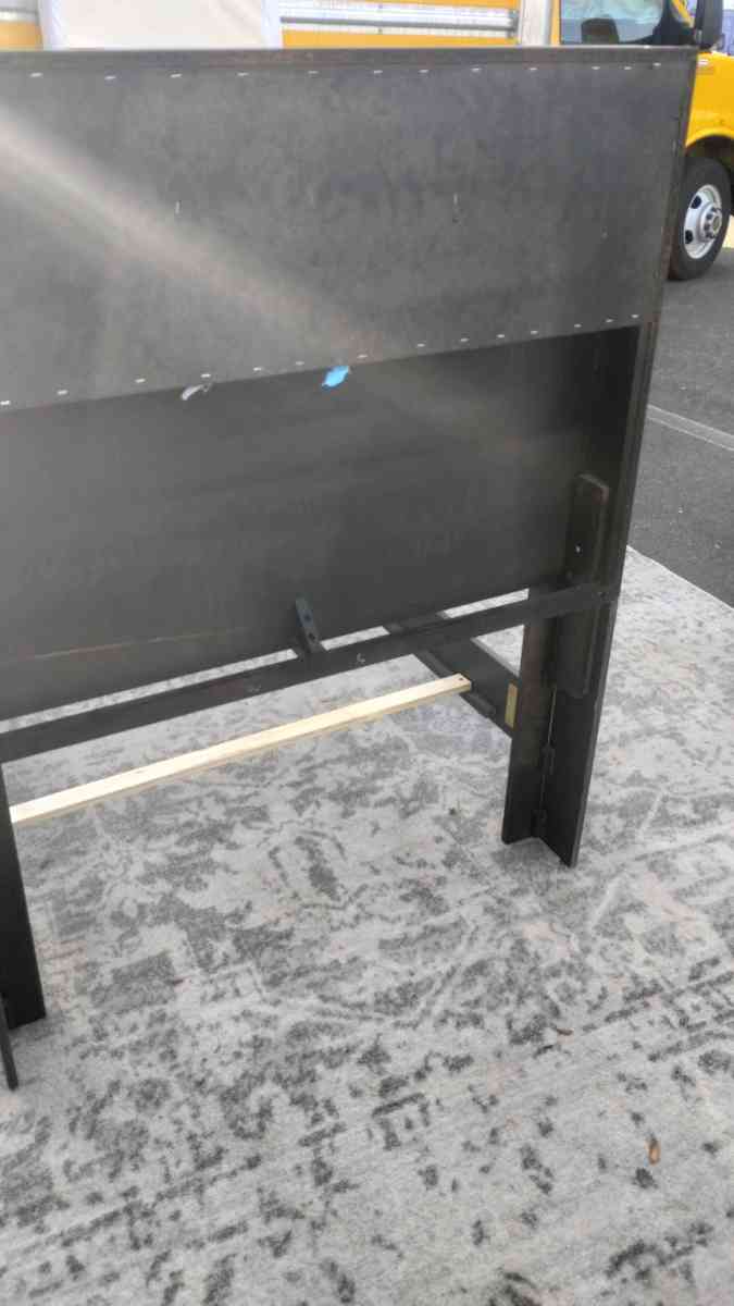 Preowned Twin Size Bed