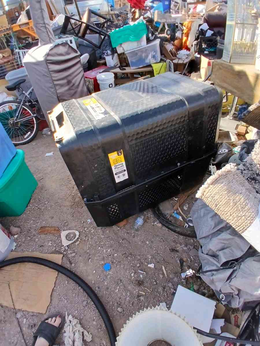 Xtra large dog kennel