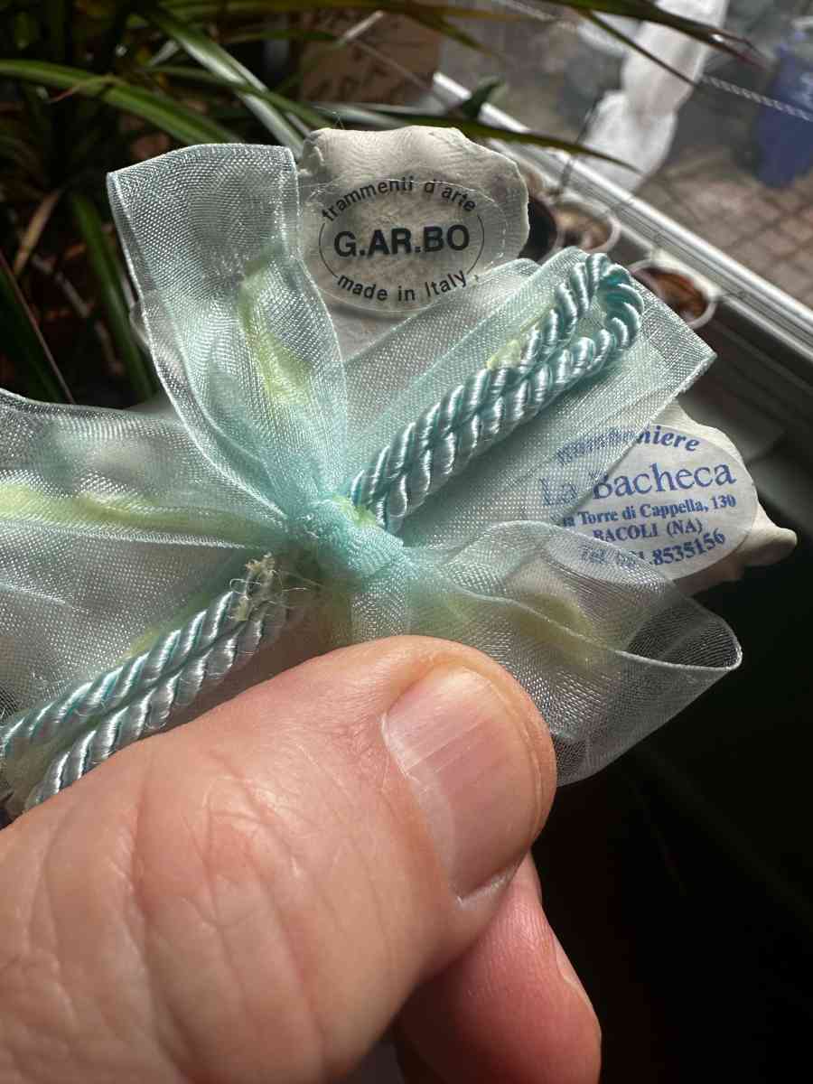 Small ceramic with 2angels - Columbia, Maryland - FleaMarketBay