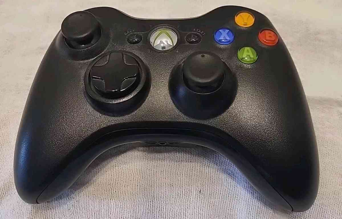 XBOX 360 AND GAMES - Coconut Creek, Florida - FleaMarketBay