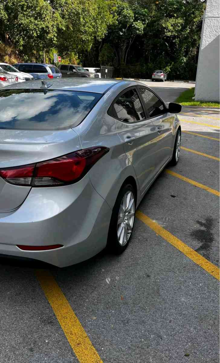 HYUNDAI ELANTRA 2014