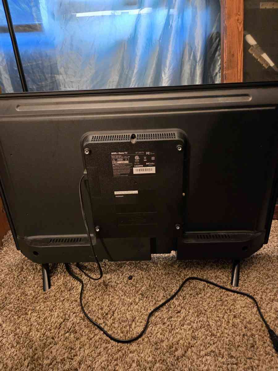 roku TV - Wichita, Kansas - FleaMarketBay