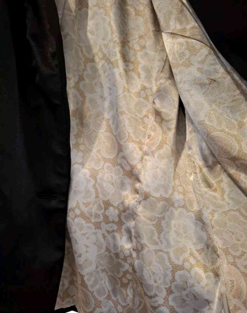 Black Apostrophe Suit Womens  Medium Jacket Blazer  Satin