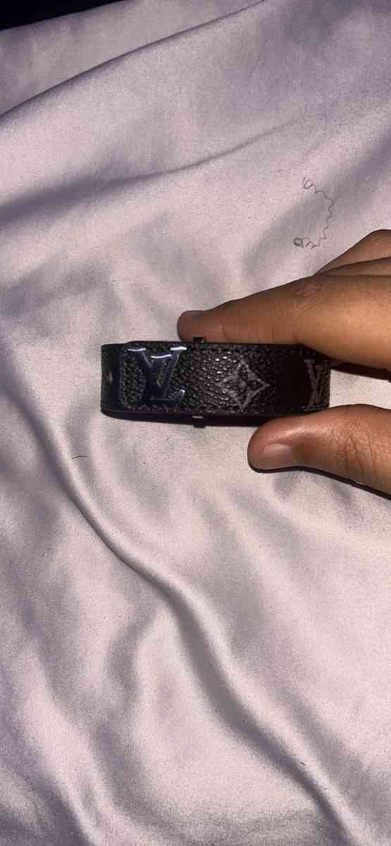 Louis Vuitton slim bracelet