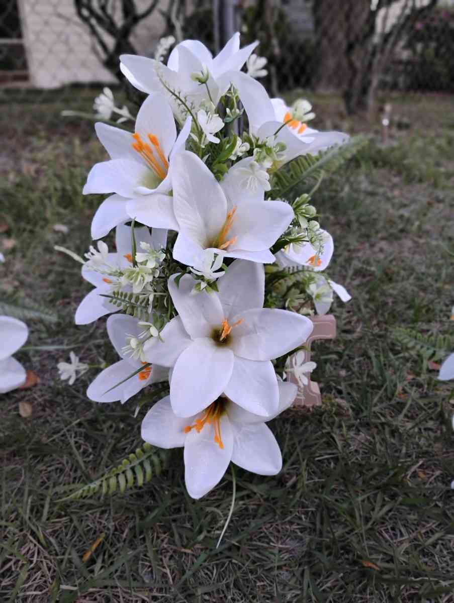 graveside flowers