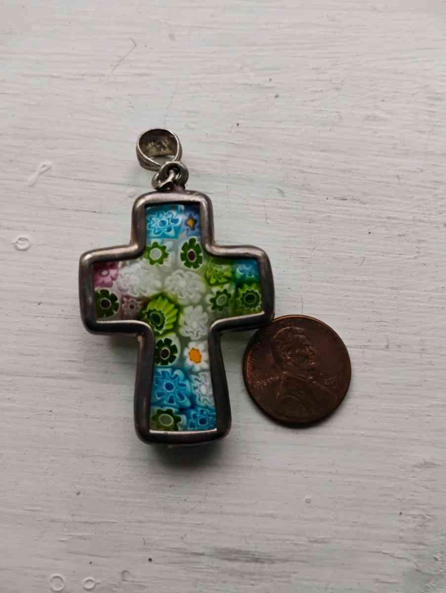Beautiful sterling silver cross - Bowie, Texas - FleaMarketBay