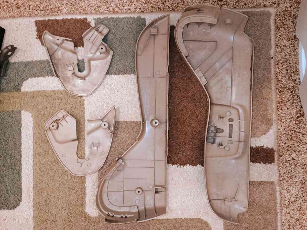 4 runner seat track passenger side