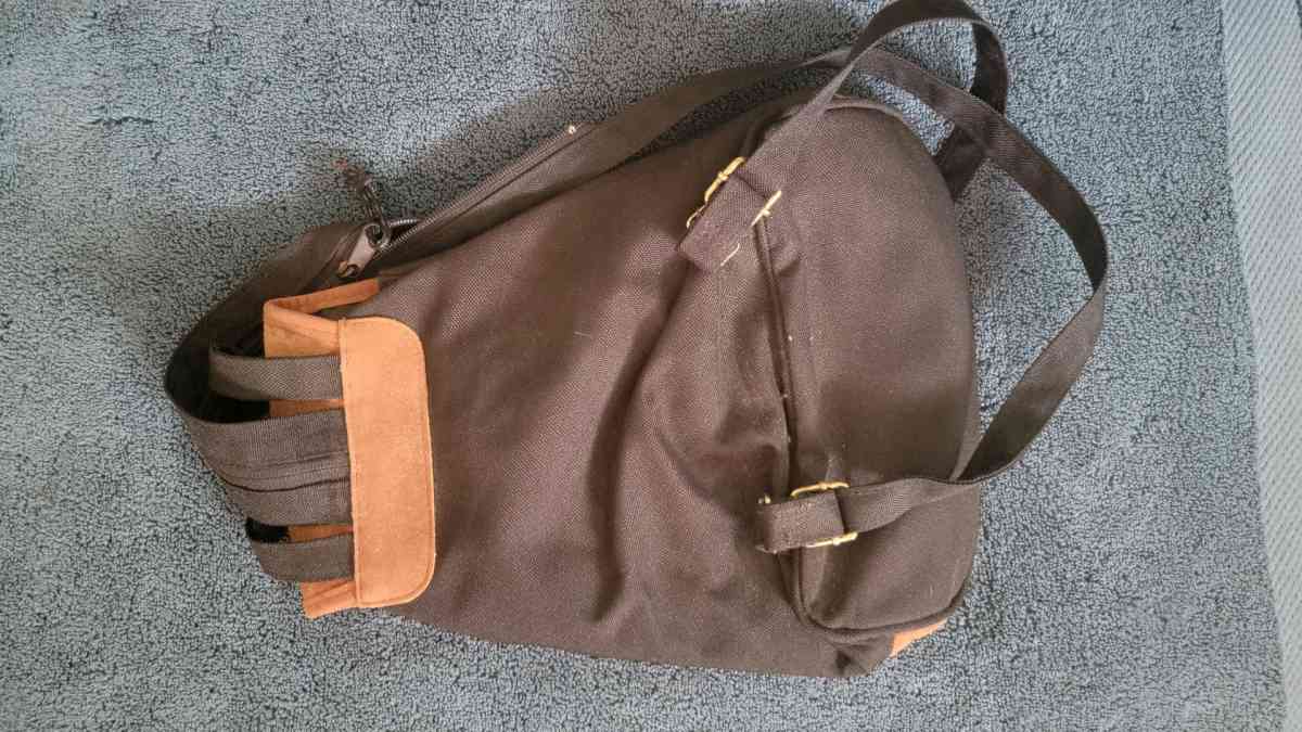 Small Backpack - Los Angeles, California - FleaMarketBay