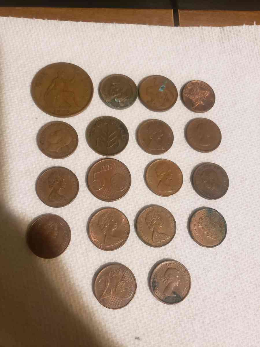 miscellaneous international coin lot older dates