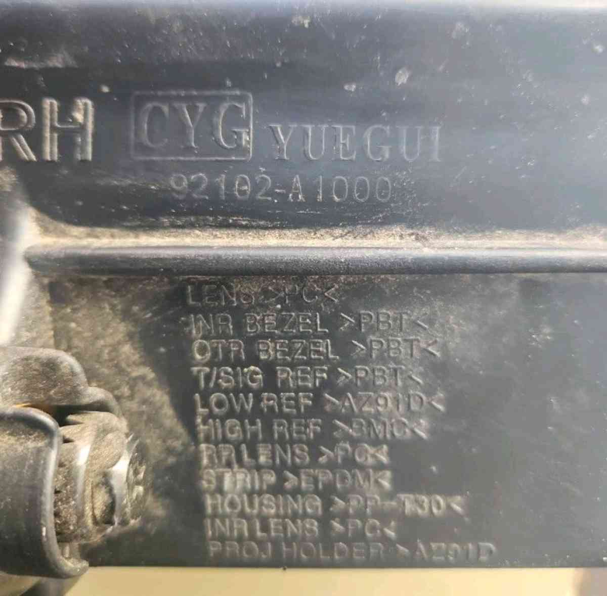 20132016 OEM Hyundai Santa Fe Light Assembly RH