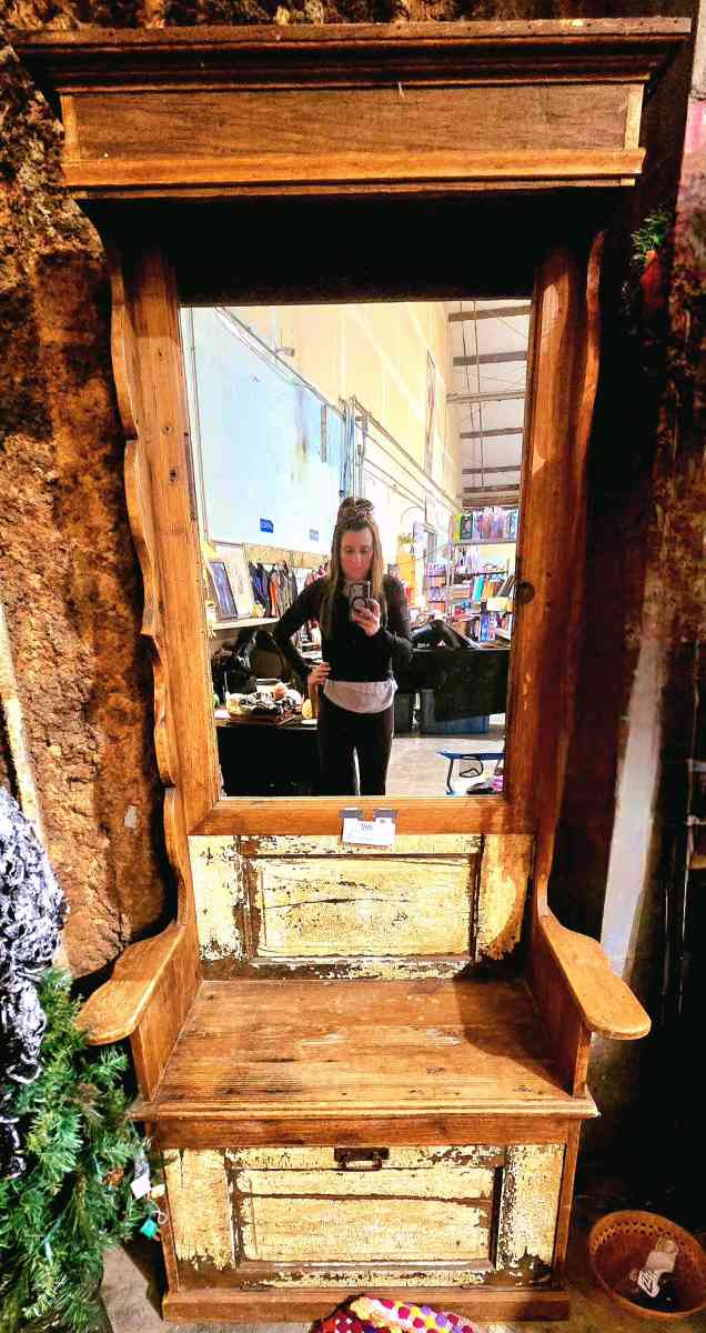 Solid Oak Hall Tree with Mirror - Madison, Mississippi - FleaMarketBay