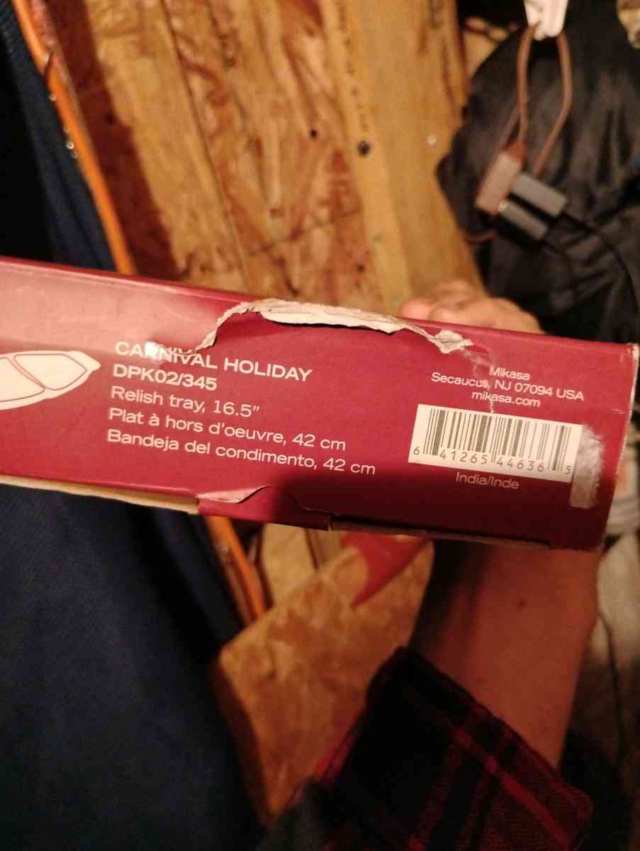 Mikasa holiday serving dish tray new - Knoxville, Tennessee - FleaMarketBay