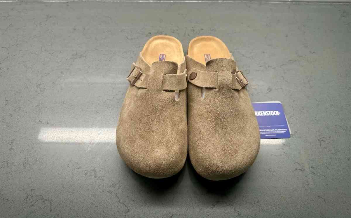 Birkenstock Womens Boston Clogs Taupe Narrow Size 38 - Stamford, Connecticut - FleaMarketBay