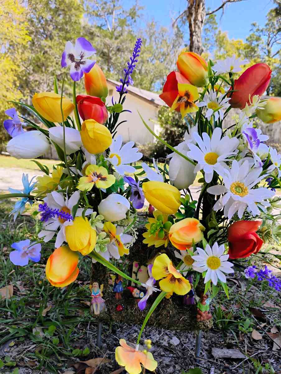 beautiful graveside flowers for loved ones