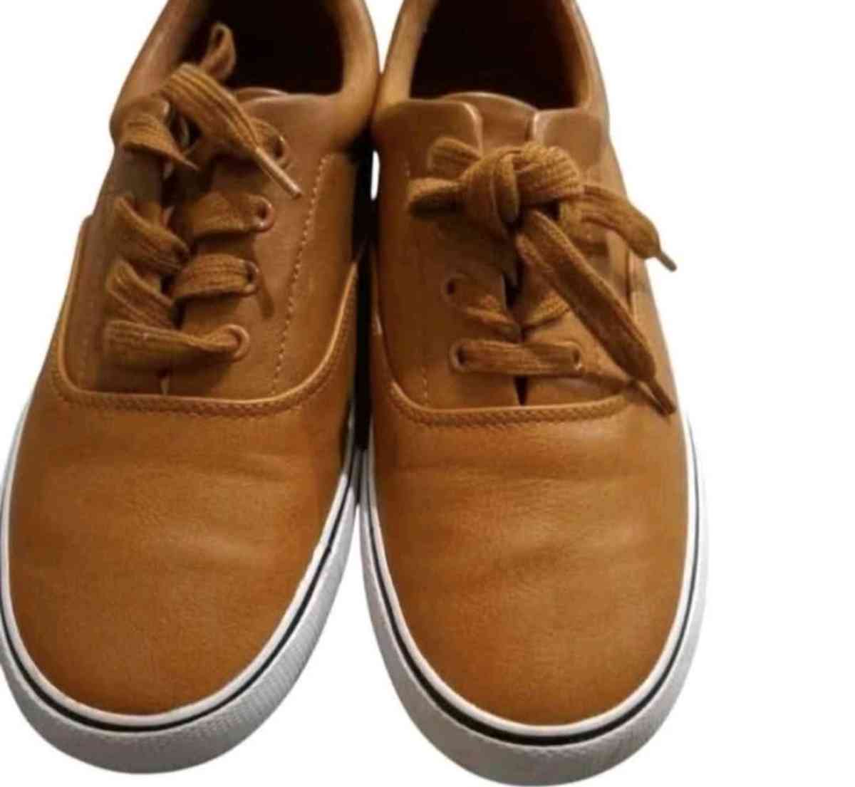 Size 6  Art Class Boys Cognac