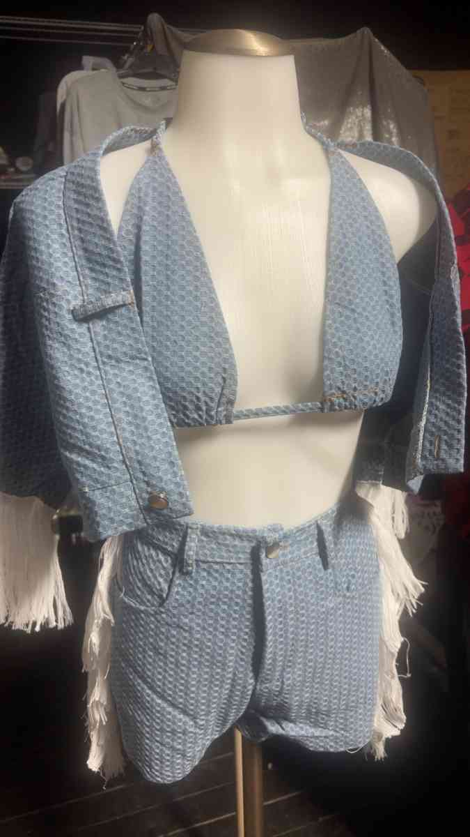 Jean outfit 3 pc size medium