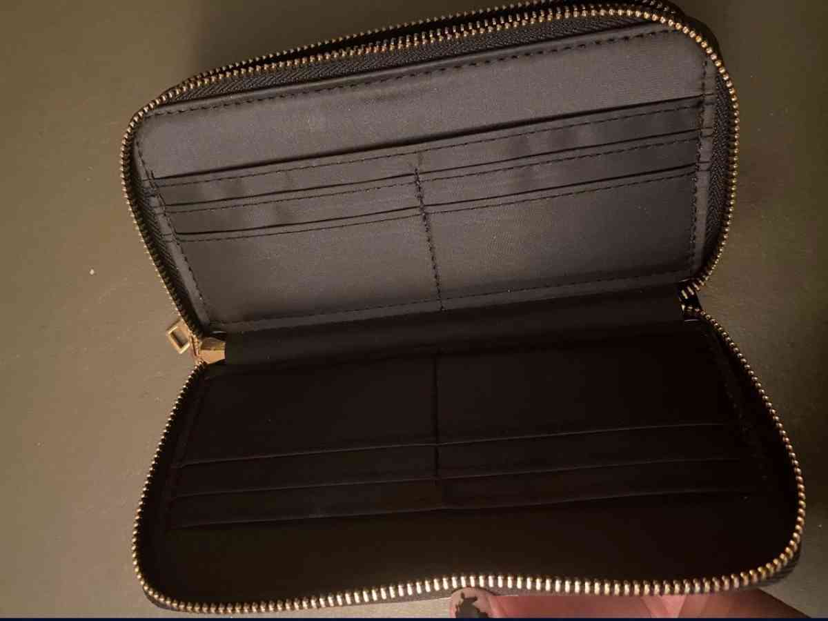 cow wallet from Amazon - San Jose, California - FleaMarketBay