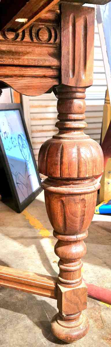 Solid Oak Antique Furniture - Madison, Mississippi - FleaMarketBay