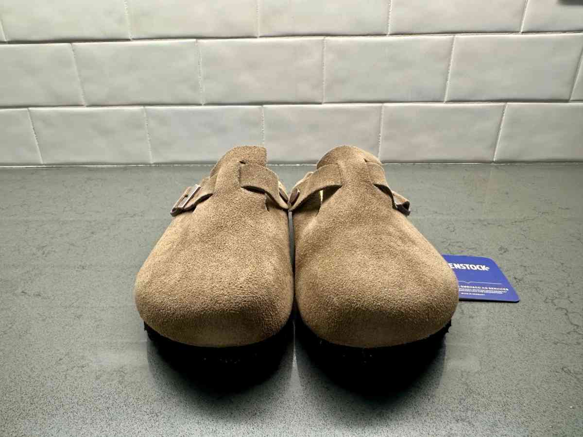 Birkenstock Womens Boston Clogs Suede Taupe Size 37 - Stamford, Connecticut - FleaMarketBay