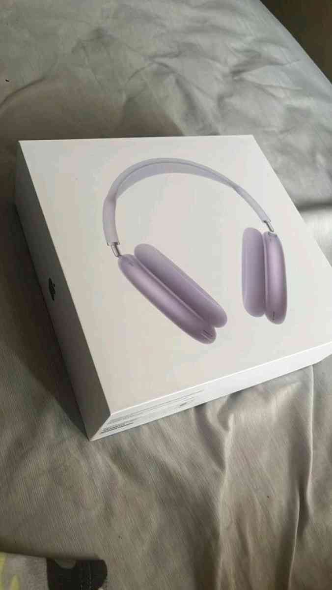 Airpod Max purple