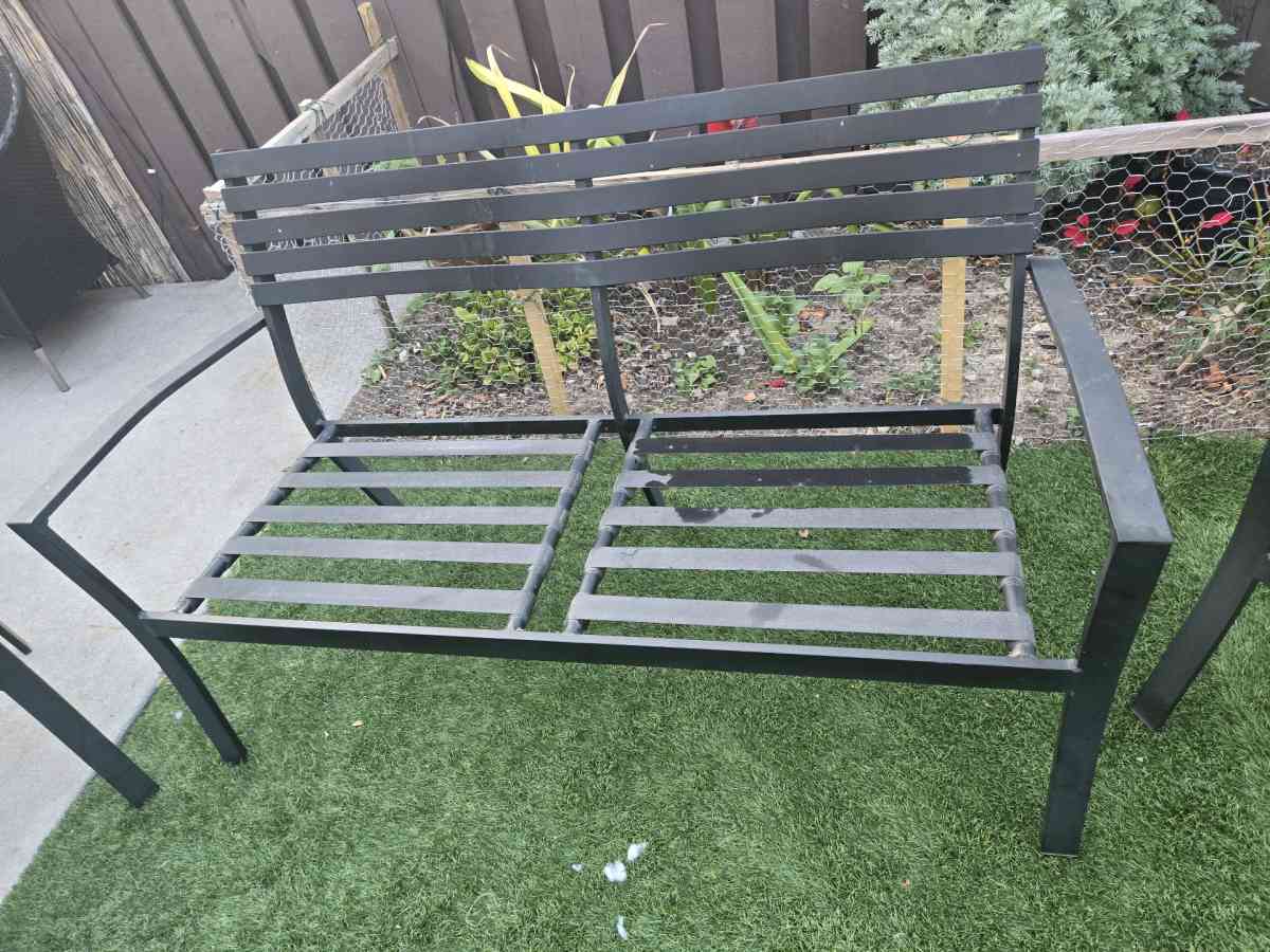 Patio benches - Sun Valley, California - FleaMarketBay