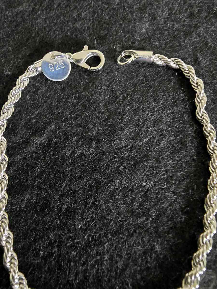 925 Sterling Silver Twisted Rope Bracelet - Simsbury, Connecticut - FleaMarketBay