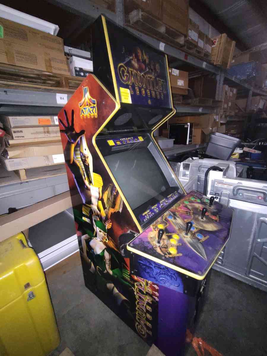 The Gauntlet Legends Arcade Cabinet - Decatur, Alabama - FleaMarketBay