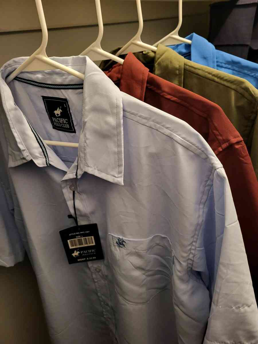 5 Mens Brand New Short Sleeve Shirts with a bonus backpack - Irvington, New Jersey - FleaMarketBay