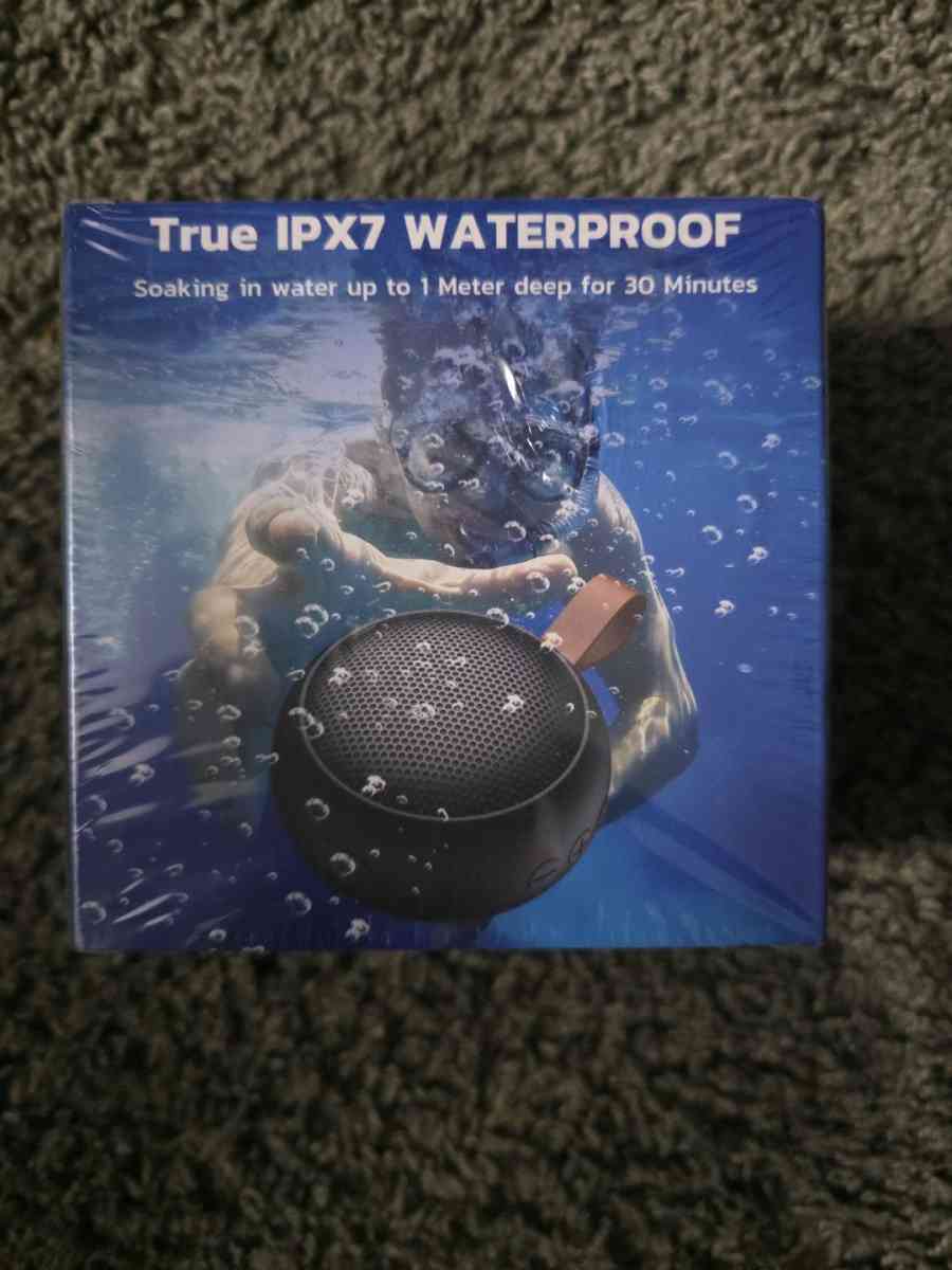IPX7 Waterproof Shower Portable Bluetooth Speaker