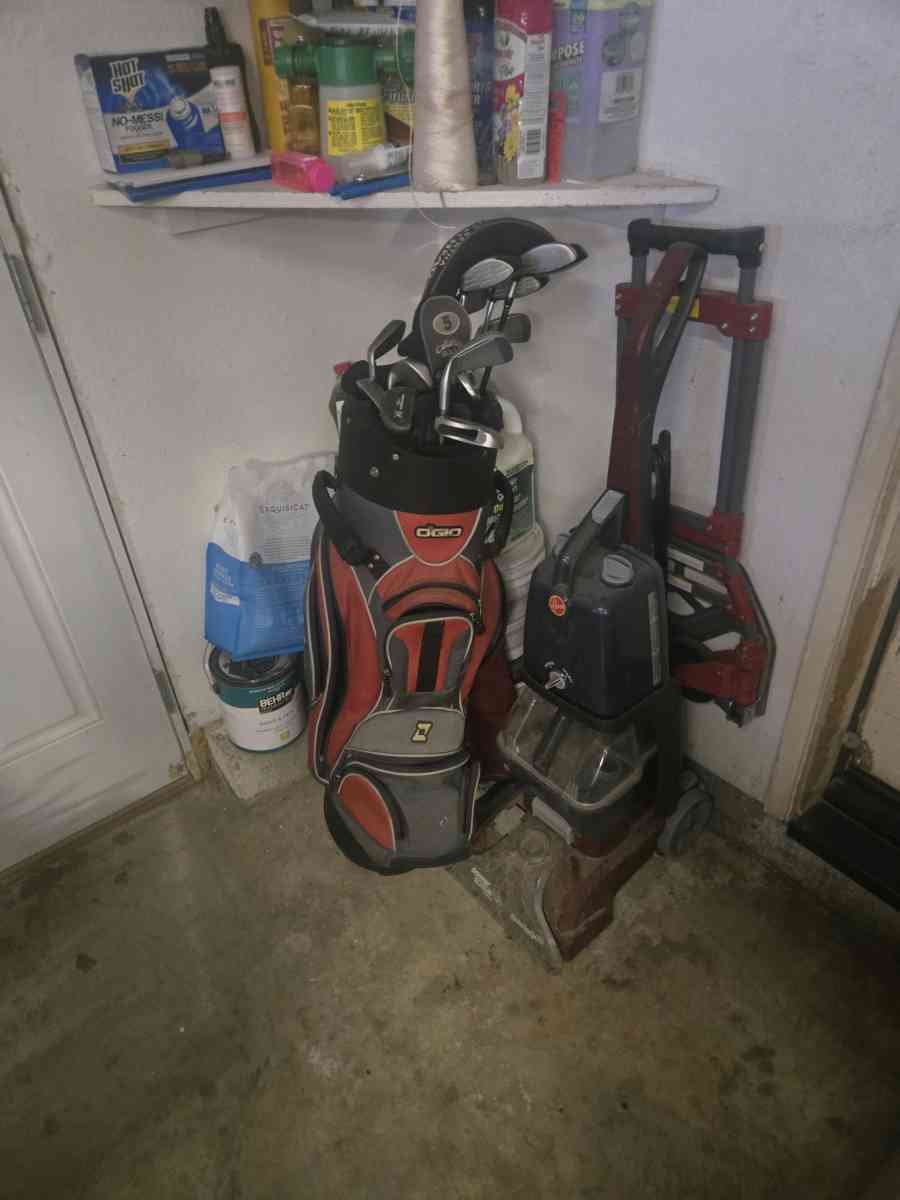 golf clubs and golf bag