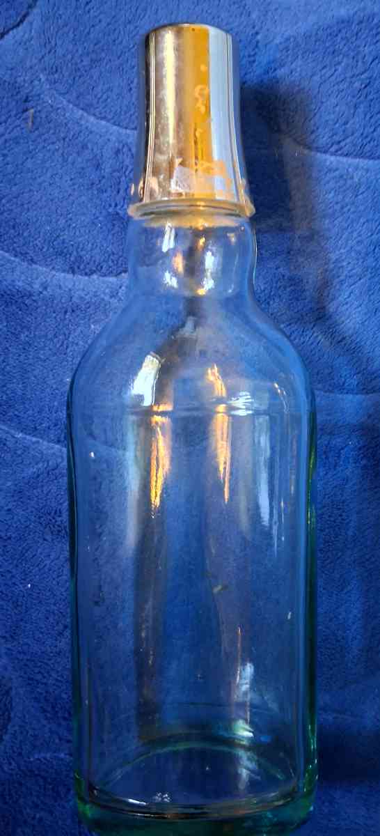 TEACHERS SCOTCH LIQUOR TARTAN BAG WITH GLASS SCOTCH BOTTLE - Elysburg, Pennsylvania - FleaMarketBay