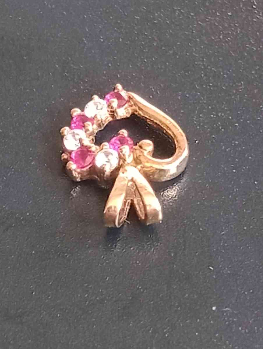 10k Yellow Gold  CZ Heart Pendant Charm