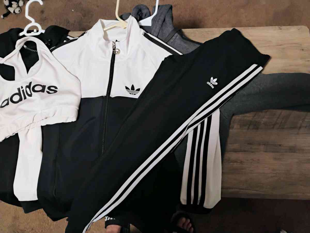 Adidas activewear