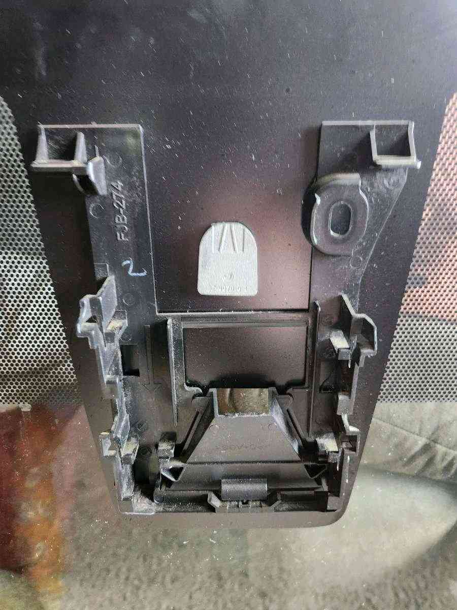 2017 Toyota Rav 4 Front Windshield