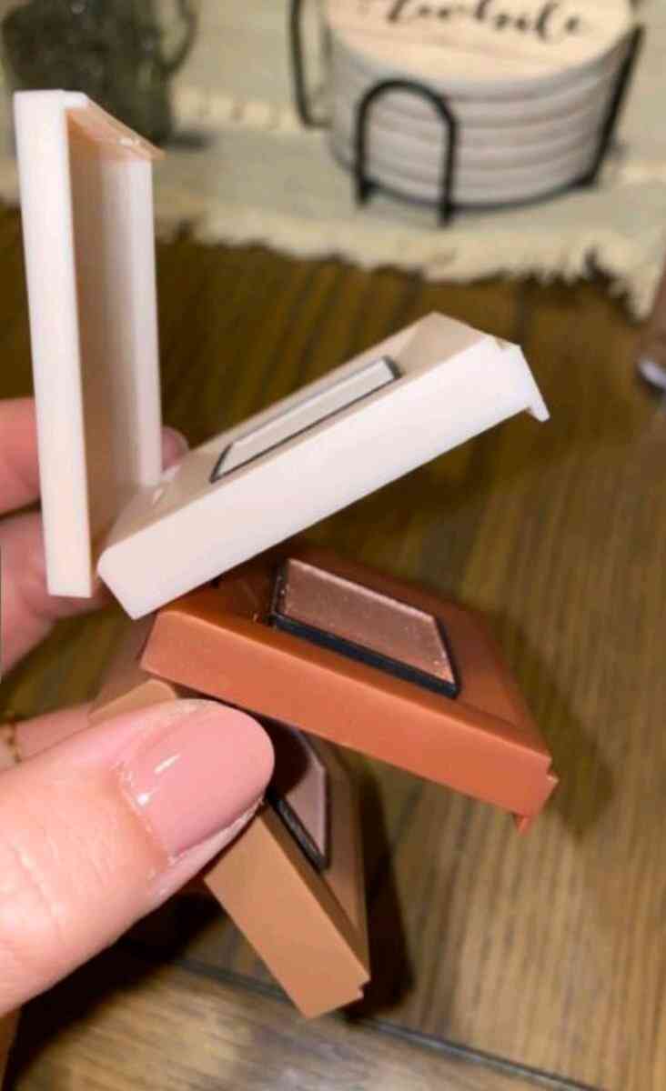 NEW 3 PIECE BUNDLE OF MAKEUP - Elysburg, Pennsylvania - FleaMarketBay