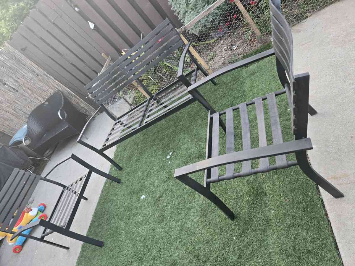 Patio benches - Sun Valley, California - FleaMarketBay