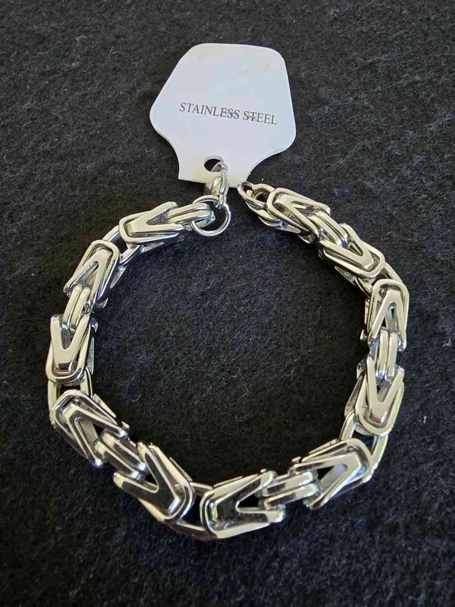 Silver Stainless Steel Chunky Byzantine Bracelet - Simsbury, Connecticut - FleaMarketBay