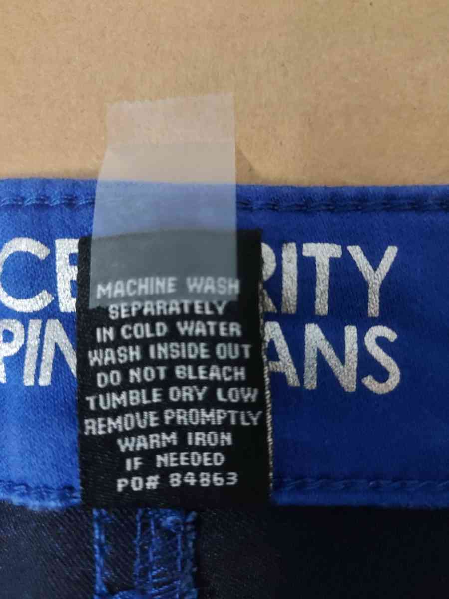 Celebrity Pink Electric Blue Jean Shorts Size S - Atlanta, Georgia - FleaMarketBay