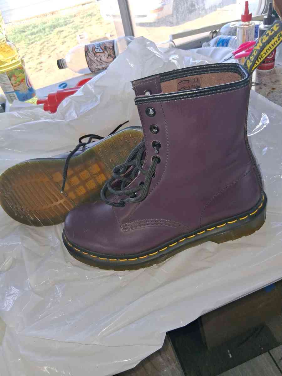 ladies size 7 Doc Martin purple boots