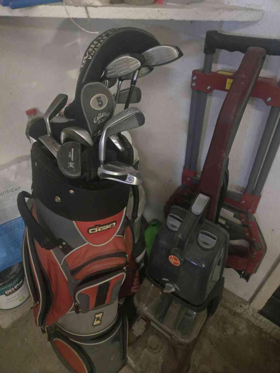 golf clubs and golf bag