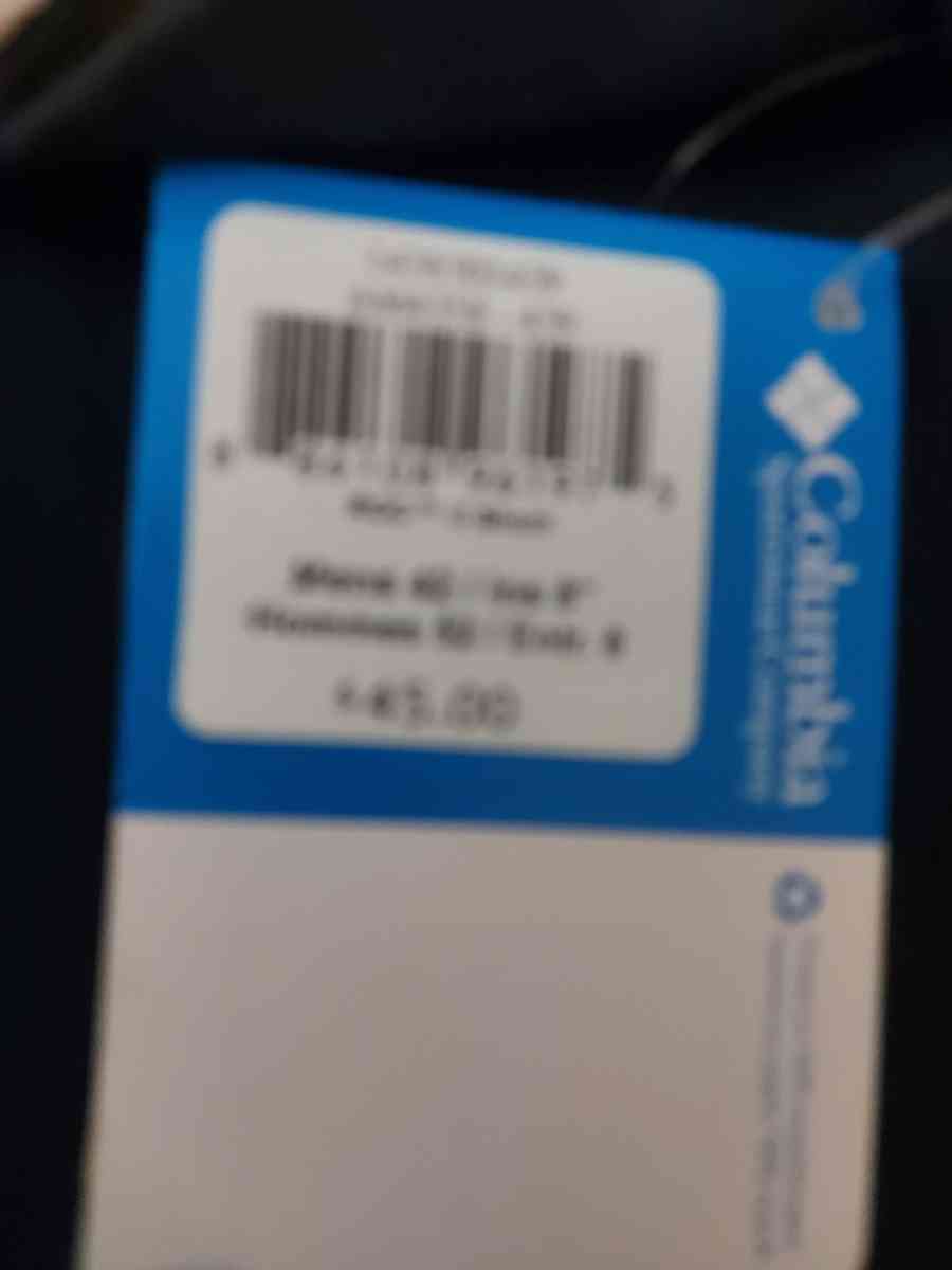 NWT Columbia Omni Shade Shorts NWT Size 42