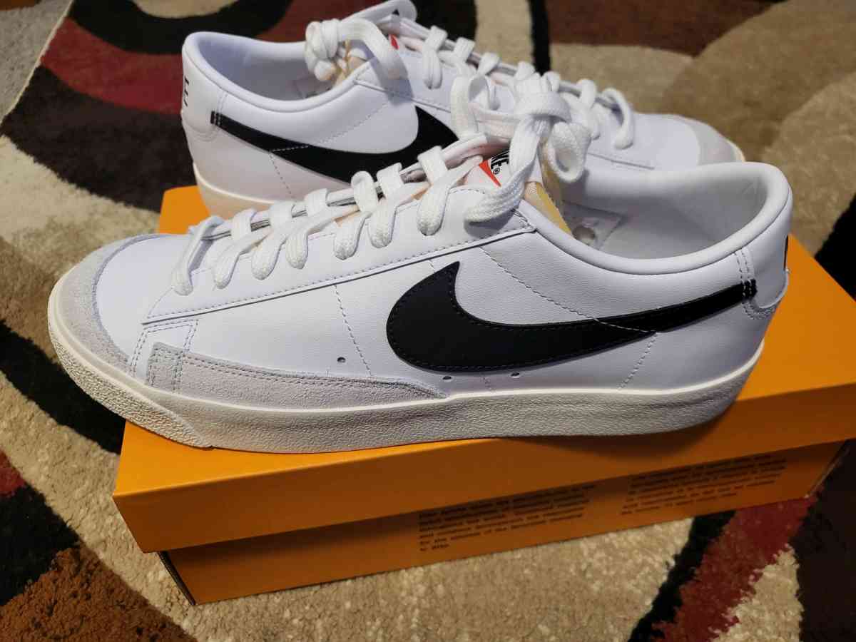Nike shoes Dickies and jacket - Everett, Washington - FleaMarketBay