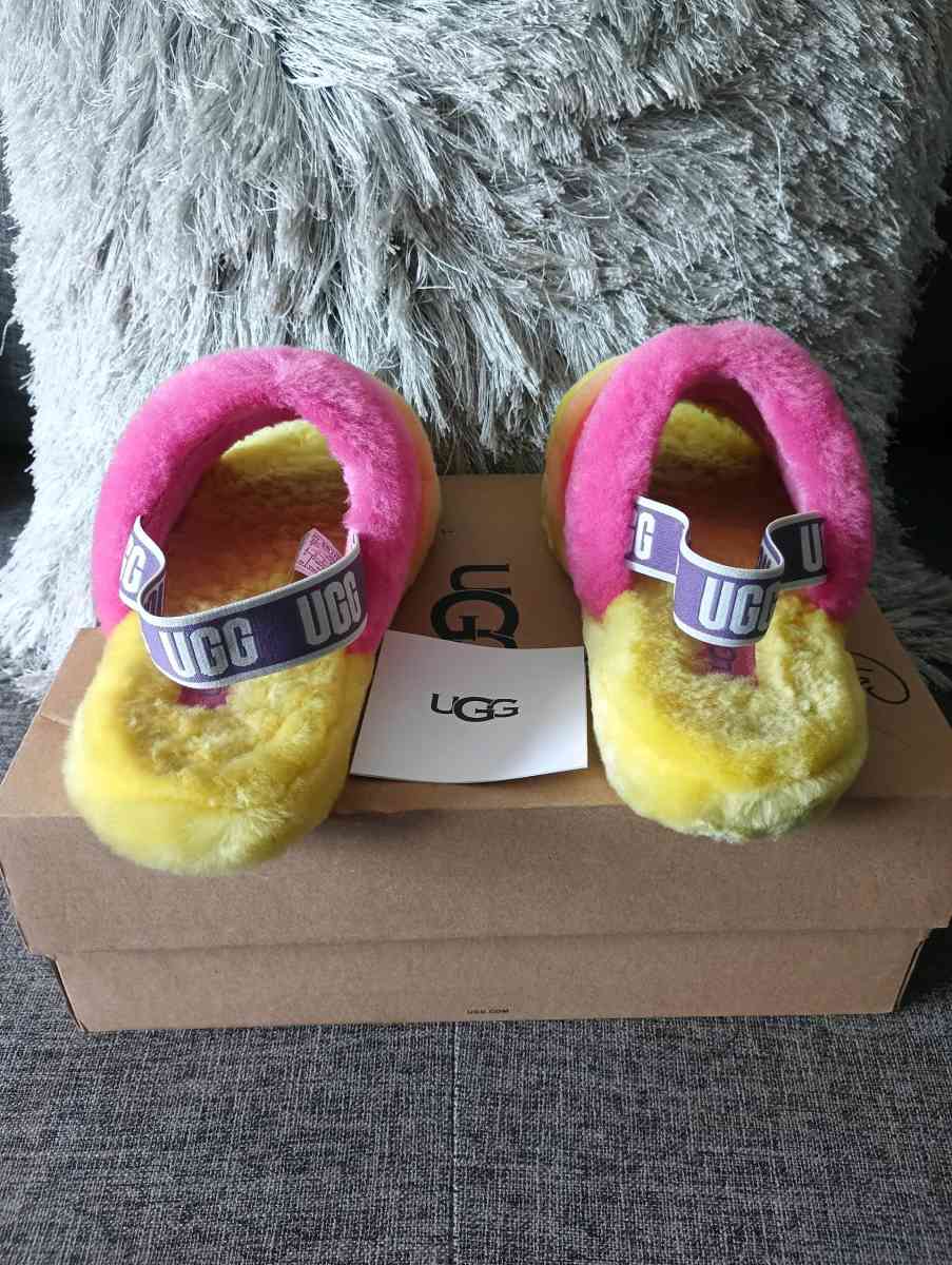 UGG Fluff Yeah Slide Kids Yellow Rainbow size 6 for women