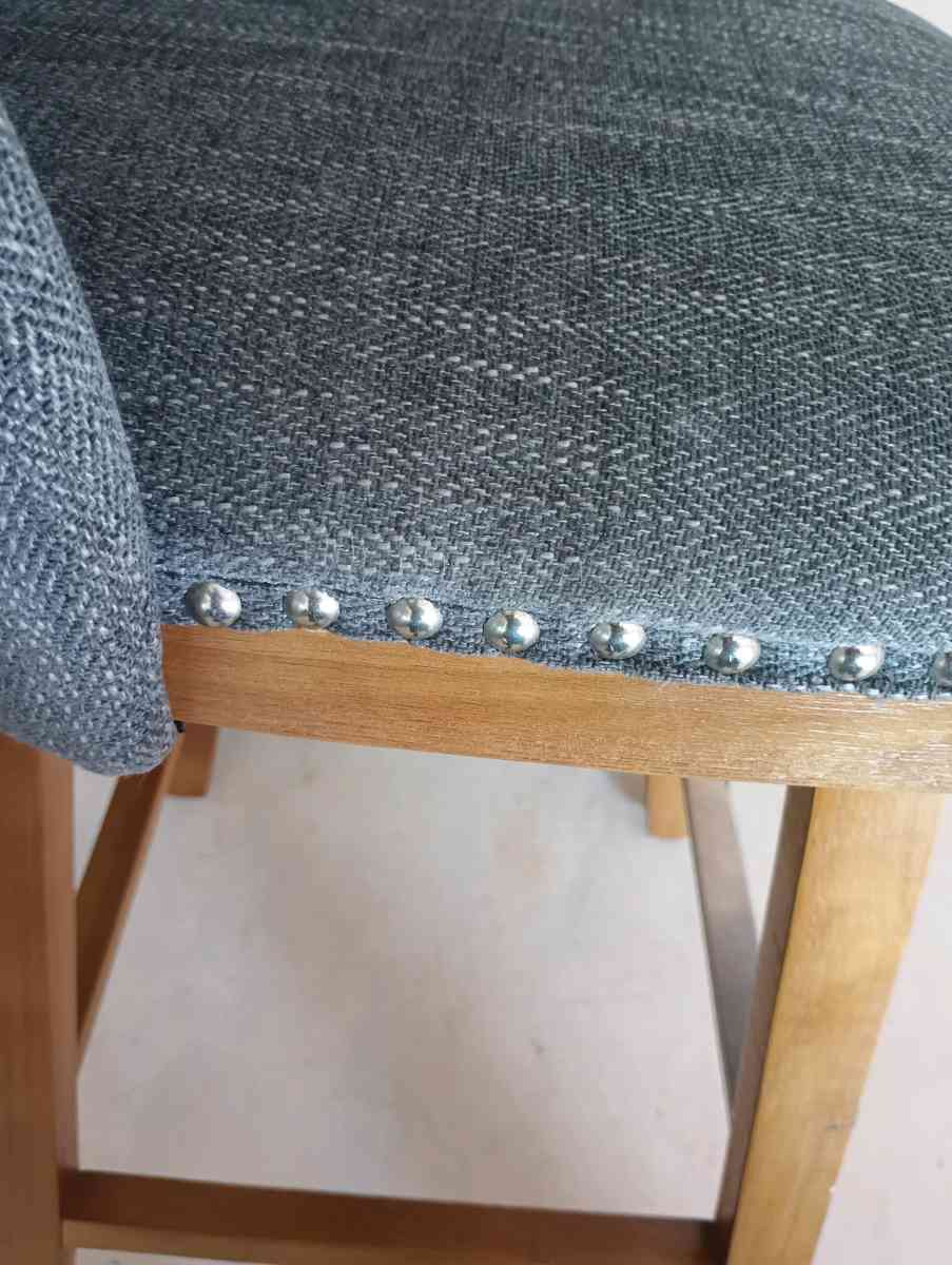 Julia Set of 2 Transitional Upholstered Counter Stools  Free