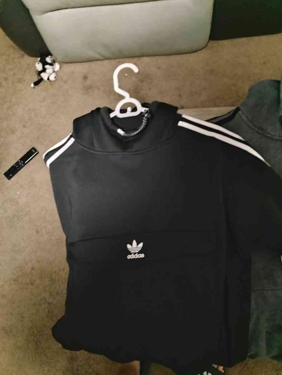 Adidas activewear