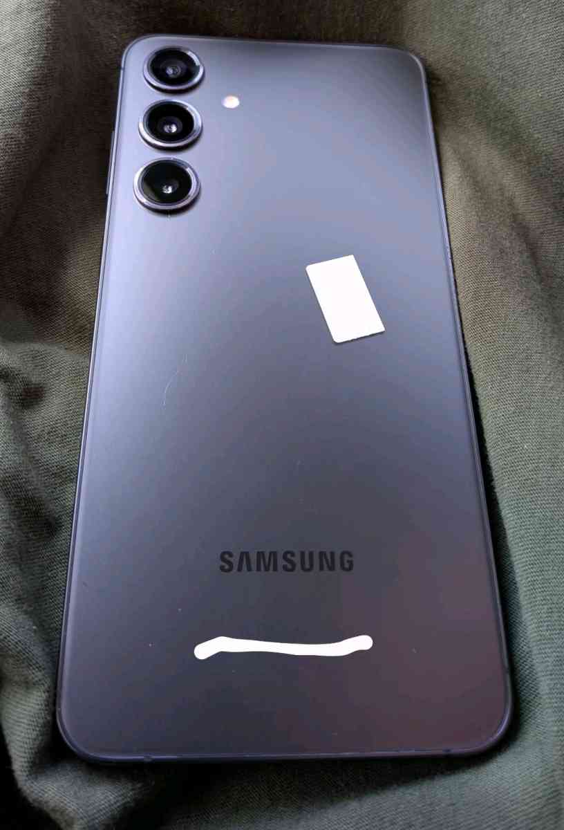 Samsung Galaxy S24 Plus with Otter Box Case