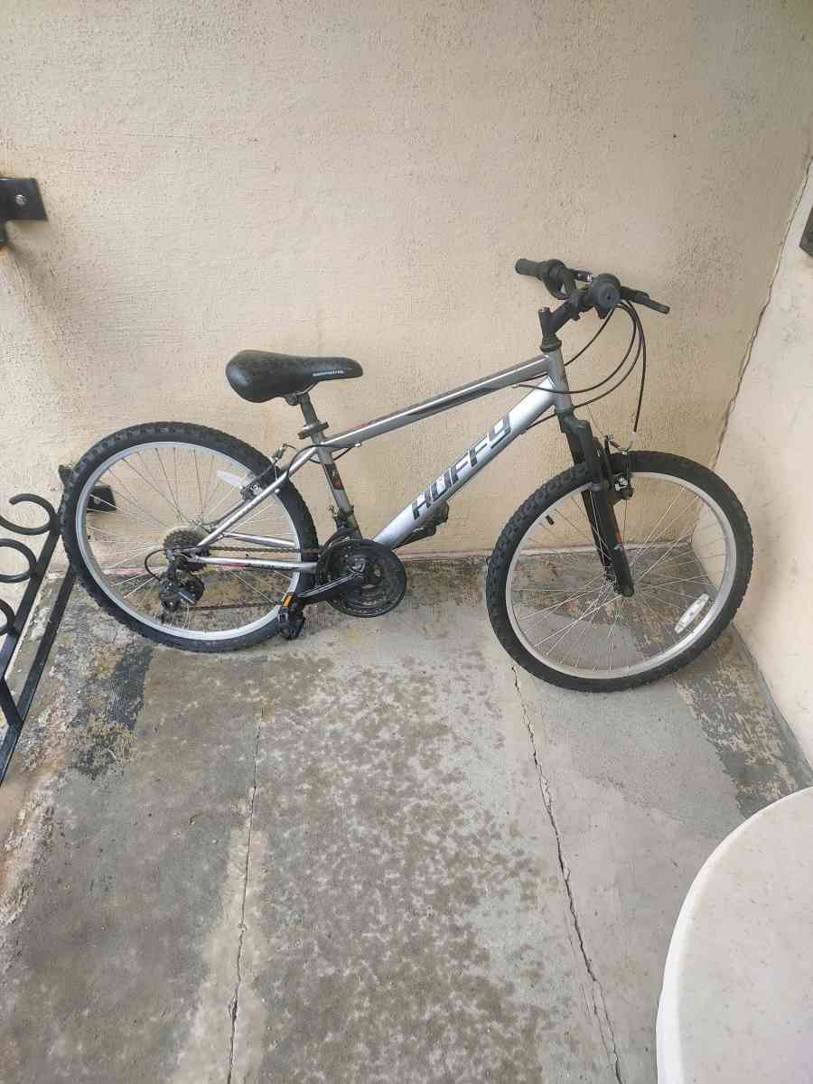 20 inch 18 speed mountain bike