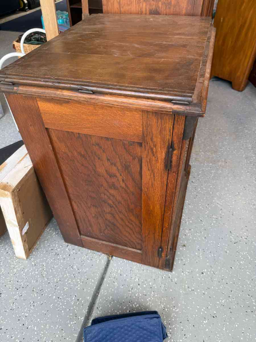 antiques vintage gifts - Four Oaks, North Carolina - FleaMarketBay