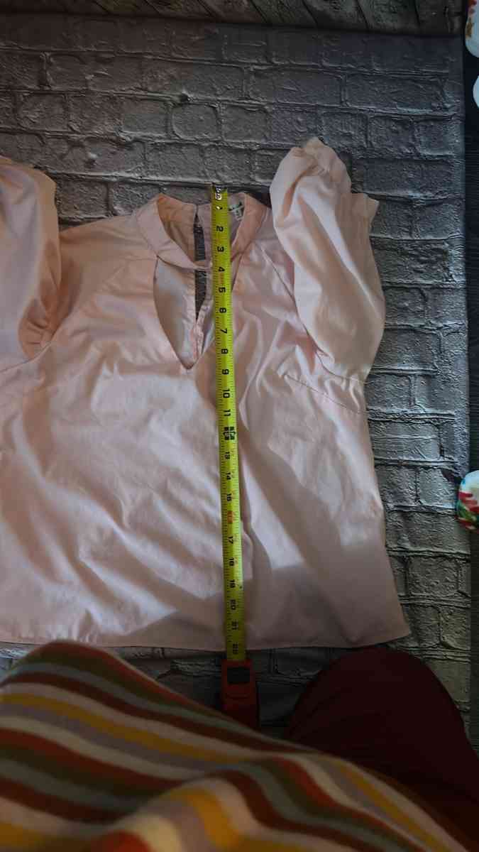 Bleuh Ciel Cowl Balloon Sleeve Choker V Line Peach Blouse M