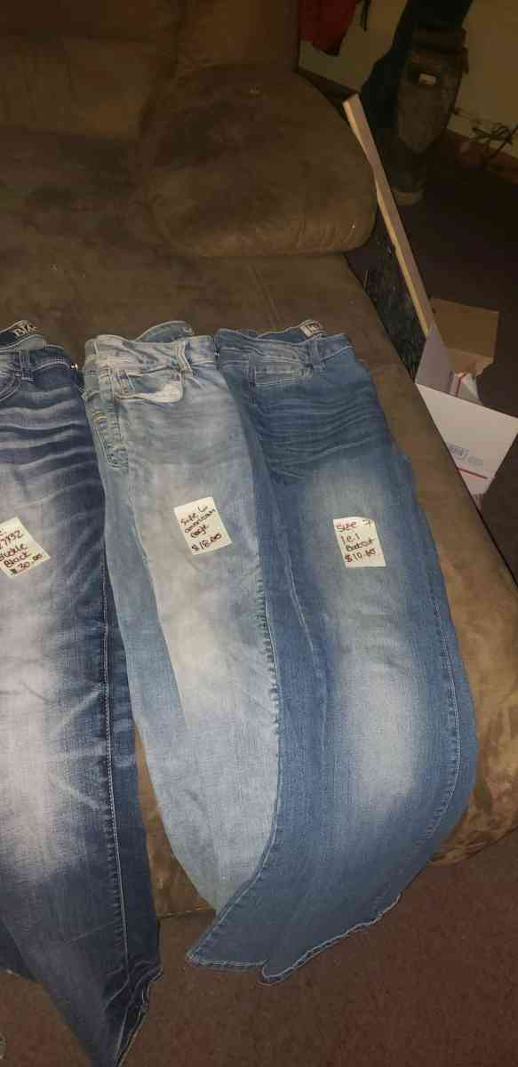 woman pants - Rushville, Missouri - FleaMarketBay